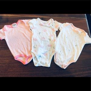 3 little onesies